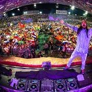 Le texte musical COME WITH ME (DEADMEAT) de STEVE AOKI est également présent dans l'album Wonderland (2012)