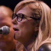 Le texte musical IN EVERY HEART de TEDESCHI TRUCKS BAND est également présent dans l'album Let me get by (2016)