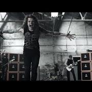 Le texte musical GOLD TO RUST de MISS MAY I est également présent dans l'album At heart (2012)