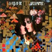 Le texte musical OBSESSION de SIOUXSIE AND THE BANSHEES est également présent dans l'album Kiss in the dreamhouse (1982)