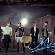 Le texte musical LEZ BE FRIENDS de MIDNIGHT BEAST (THE) est également présent dans l'album The midnight beast (2012)