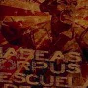 Le texte musical CANCIU DE LLUCHA de ESCUELA DE ODIO est également présent dans l'album A dolor (2010)