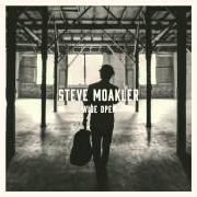Le texte musical CROOKED HEART de STEVE MOAKLER est également présent dans l'album Wide open (2014)