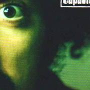 Le texte musical FUORI DAL TUNNEL (DEL DIVERTIMENTO) de CAPAREZZA est également présent dans l'album Verità supposte (2003)