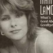 Le texte musical DOWNTOWN de NANCY LAMOTT est également présent dans l'album What's good about goodbye (1996)