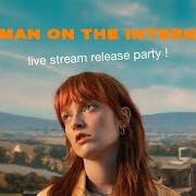 Le texte musical OVER YOUR HEAD de ORLA GARTLAND est également présent dans l'album Woman on the internet (2021)