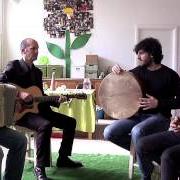 Le texte musical LONTANO de RADIODERVISH est également présent dans l'album Human (2013)