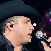 Le texte musical EL CHIROTEO de JULION ALVAREZ est également présent dans l'album En vivo (2012)