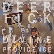 Le texte musical CLOWNIN AROUND de DEER TICK est également présent dans l'album Divine providence (2011)