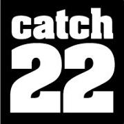 Le texte musical SOUNDS GOOD, BUT I DON'T KNOW de CATCH 22 est également présent dans l'album Alone in a crowd (2000)