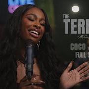 Le texte musical DÉJÀ VU de COCO JONES est également présent dans l'album Made of (2013)