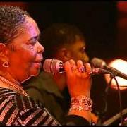 Le texte musical CIZE de CESARIA EVORA est également présent dans l'album Césaria evora: best of (1998)