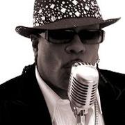 Le texte musical CAN'T LIVE WITHOUT YOU de CHARLIE WILSON est également présent dans l'album Uncle charlie (2009)