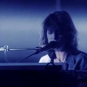 Le texte musical DEADLY VALENTINE (LIVE VERSION) de CHARLOTTE GAINSBOURG est également présent dans l'album Take 2 (2018)