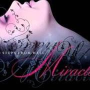 Le texte musical MIRACLES de TWO STEPS FROM HELL est également présent dans l'album Miracles (2014)