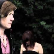 Le texte musical PROMISES de MALLORY KNOX est également présent dans l'album Pilot (2011)