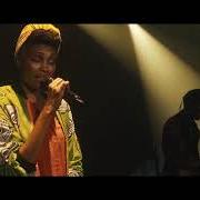 Le texte musical I'M STILL STANDING de IMANY est également présent dans l'album Voodoo cello (2021)