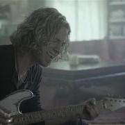 Le texte musical WORKIN' ON IT de CASEY JAMES est également présent dans l'album Casey james (2012)