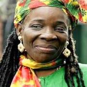 Le texte musical HARAMBE de RITA MARLEY est également présent dans l'album Harambe (working together for freedom) (1988)