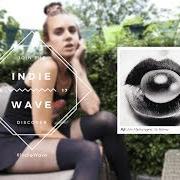 Le texte musical WALK THIS WAY de MØ est également présent dans l'album No mythologies to follow (2014)