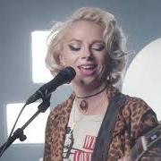 Le texte musical FASTER de SAMANTHA FISH est également présent dans l'album Faster (2021)