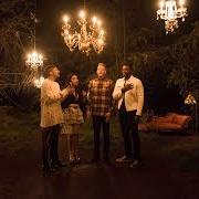 Le texte musical THIS CHRISTMAS de PENTATONIX est également présent dans l'album Ptxmas (2013)