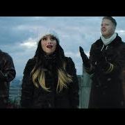 Le texte musical WHERE ARE YOU, CHRISTMAS? de PENTATONIX est également présent dans l'album Christmas is here (2018)