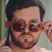 Le texte musical SALSABAHTON (SHAKE THAT BOOTY) de DILLON FRANCIS est également présent dans l'album Magic is real (2019)