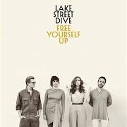 Le texte musical HANG ON de LAKE STREET DIVE est également présent dans l'album Free yourself up (2018)