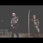 Le texte musical MELO MELO de OLAMIDE est également présent dans l'album Eyan mayweather (2015)