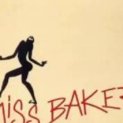 Le texte musical JOSEPHINE BAKER de P.F.M. (PREMIATA FORNERIA MARCONI) est également présent dans l'album Miss baker (1987)