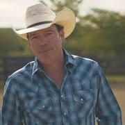 Le texte musical ONE MORE de CLAY WALKER est également présent dans l'album Texas to tennessee (2021)