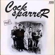 Le texte musical NGLAND BELONGS TO ME de COCK SPARRER est également présent dans l'album Cock sparrer (1978)