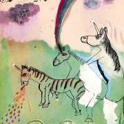 Le texte musical BEAUTIFUL BOYS de COCOROSIE est également présent dans l'album Noah's ark (2005)