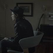 Le texte musical HEAVY HANDED de JAMES BAY est également présent dans l'album Let it go (2014)