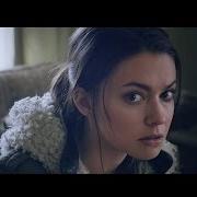 Le texte musical MOTEL de MEG MYERS est également présent dans l'album Sorry (2015)