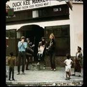 Le texte musical COTTON FIELDS de CREEDENCE CLEARWATER REVIVAL est également présent dans l'album Willy and the poorboys (1969)