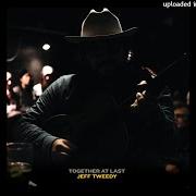 Le texte musical I AM TRYING TO BREAK YOUR HEART de JEFF TWEEDY est également présent dans l'album Together at last (2017)