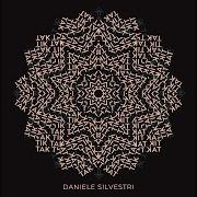 Le texte musical INTRO X de DANIELE SILVESTRI est également présent dans l'album Tik tak (2023)