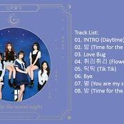 Le texte musical YOU ARE MY STAR de GFRIEND est également présent dans l'album Time for the moon night (2018)