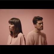 Le texte musical TECHNICOLOUR BEAT de OH WONDER est également présent dans l'album Oh wonder (2015)