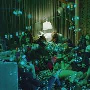 Le texte musical HEY DJ de CNCO est également présent dans l'album Hey dj (2017)