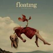 Le texte musical SCATTERED GLASS de SLEEP PARTY PEOPLE est également présent dans l'album Floating (2014)