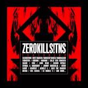 Le texte musical AD UN MARE DI DISTANZA de THE NIGHT SKINNY est également présent dans l'album Zero kills (2014)