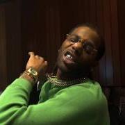 Le texte musical BROKE ASS BOI de HOODRICH PABLO JUAN est également présent dans l'album Dope money violence (2019)