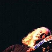 Le texte musical WOODEN SHIPS de DAVID CROSBY est également présent dans l'album It's all coming back to me now (1995)