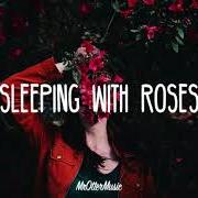 Le texte musical LONELY ALONE de CHELSEA CUTLER est également présent dans l'album Sleeping with roses (2018)
