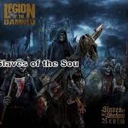 Le texte musical NOCTURNAL COMMANDO de LEGION OF THE DAMNED est également présent dans l'album Slaves of the shadow realm (2019)