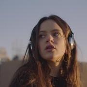 Le texte musical DÍA 14 DE ABRIL de ROSALIA est également présent dans l'album Los ángeles (2017)