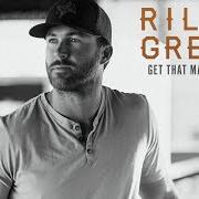 Le texte musical IN LOVE BY NOW de RILEY GREEN est également présent dans l'album Get that man a beer (2019)